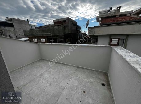 Özdere'de Geniş Bahçeli Fırsat Satılık Villa(demircan)