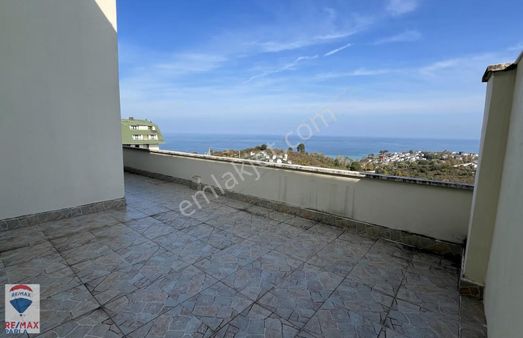 Akçakoca Da Lüks Site De Deniz Manzaralı Dubleks