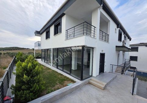 🏡 Aydın Didim Hisar Mahallesi'nde Satılık Tripleks Villa 🏡