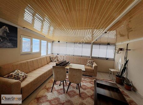 Bağlarbaşı'nın Merkezinde, 3.5 Kat Tam Yenilenmiş Fırsat Bina!