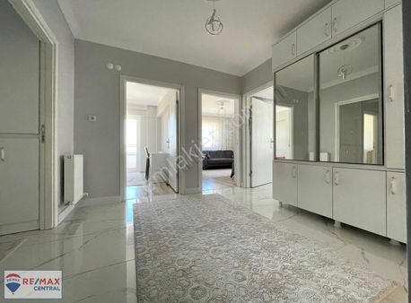 Remax Central'dan Kılavuz'da Site İçerisinde Satılık Geniş 3+1