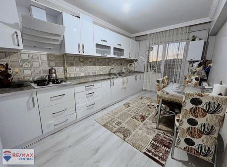 Remax Centralden Kılavuzda Satılık Site İçi 3+1