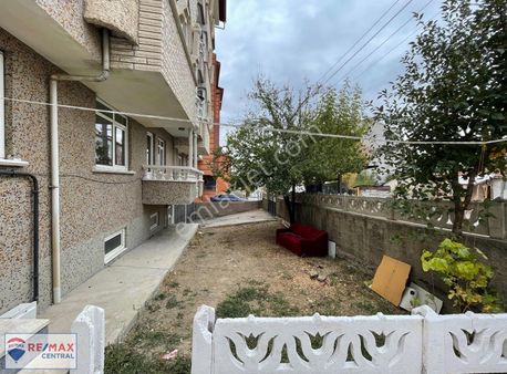 Remax Central'dan Esentepe Caddesi Üzerinde Geniş Ve Ferah 3+1