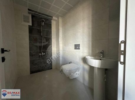 Re/max Central'dan Kardeşler Mah.'de 4+1 Ultra Lüx Kiralık Daire