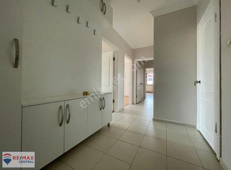 Remax Central'dan Selçuklu Mahallesi'nde Site İçerisinde Kiralık