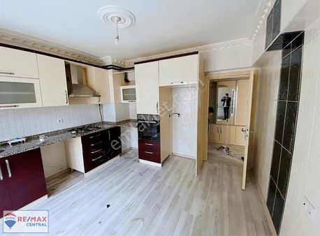 Remax Cenral`den Diriliş Mah. Kullanışlı Bakımlı 3+1 Daire