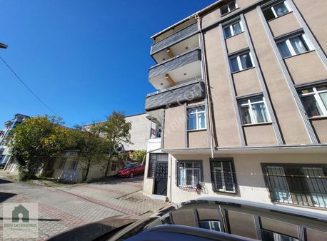 Koru Emlak'tan:2+1 Son Kat Fırsat Daire Satılıktır