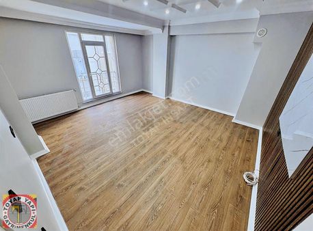 Toyap İnş İ.paşa 2+1 105 M2 2.kat Lüx Caddeye Yakn Satılık Daire