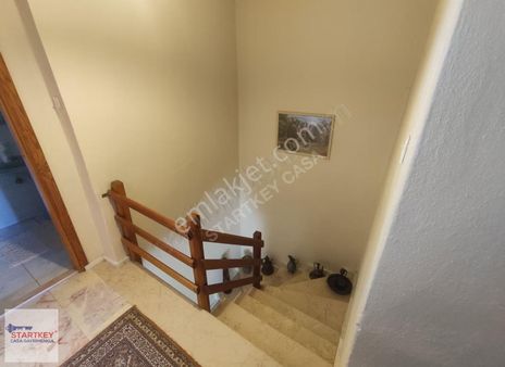 Urla Kalabak'da Satılık Deniz Manzaralı Dubleks Villa