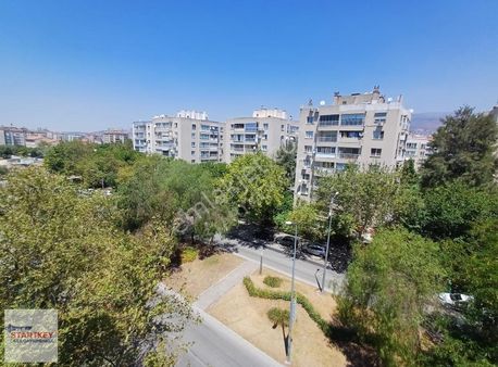 Bornova Manavkuyu Mh.de Cadde Üzeri Asansörlü Satılık 2+1 Daire