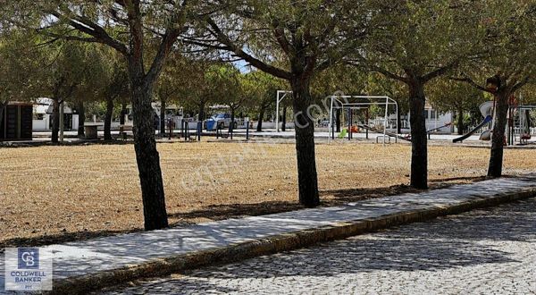 İzmir Çandarlı'da Denize 200m Mesafede Müstakil Villa Cb Ph