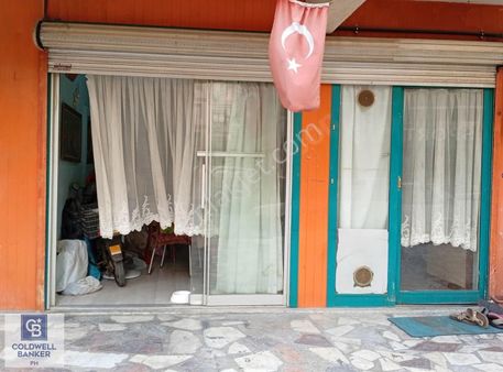 İzmir Karşıyaka Soğukkuyu'da Satılık Dükkan Cb-ph
