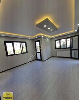 Karabağlar Reis Mahallesinde Full Lüks Tadilatlı Satılık Daire!