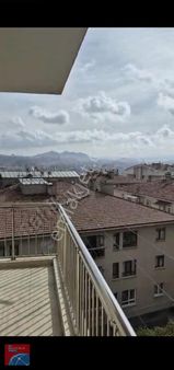 Keçiören De Dutluk Metrosuna Çok Yakın Satılık Daire