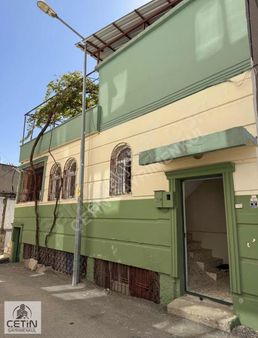 Çetin Gayrimenkulden Şekerdere Kavşağında 3 Katlı Müstakil Ev