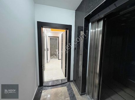 Şirintepede Bursa Caddesi Yakını, Modern Tasarımlı 2+1