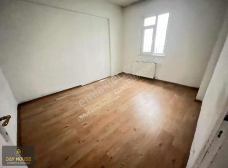 Day House Gayrimenkul-esentepe Göçmenler Sitesi Bahçe Katı