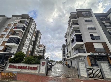 Mega İnvest'den Ünsal'da ''çok Kullanışlı' Satılık 110 M2 Daire