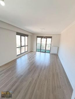 Mega İnvest'ten Kiralık 142 M2 Geniş Daire