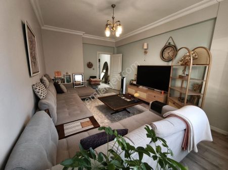 Şefikcan'da Bakımlı Geniş Satılık 3+1 Daire