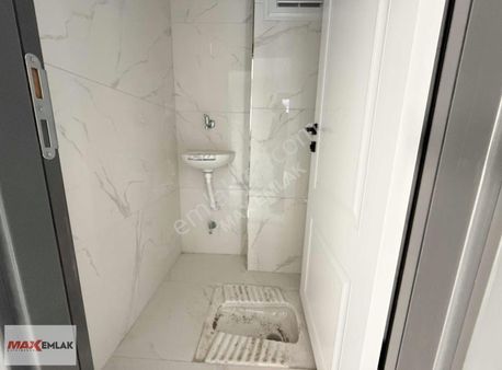 Tuzla Caddesinde Satılık Sıfır Krediye Uygun 2+1 Arakat