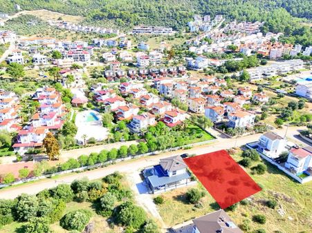 Didim Akbükde Satılık Villa İmarlı Arsa