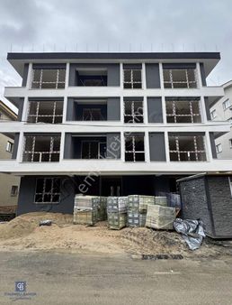 Cb Elit Yeni Bina Yerden Isıtmalı En Şerefiyeli Daire Ön Cephe