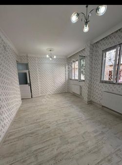 Konak Ta Satlik Yüksek Giriş