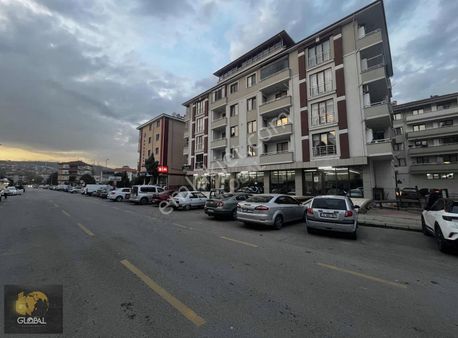 Kemerköprü'de Merkezi Konumda Arakat Kiralık 2+1 Daire