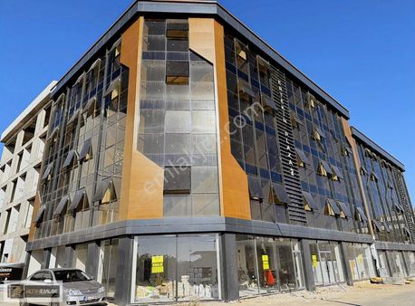 Tekirdağ S.paşada Ticaride Doğru Adreste Satılık 1+1 Ofis-büro