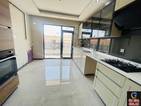 Bağlum Merkez Te Satılık 4+1 Daire Öz Eda Emlak Tan