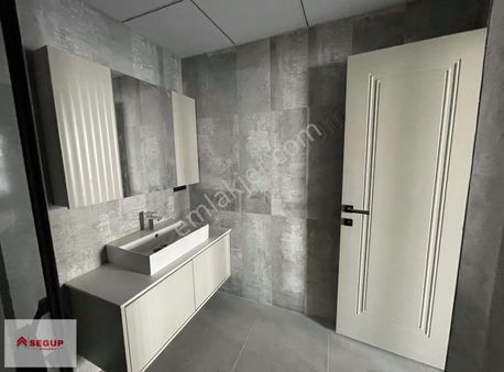 ''atakum Atakent'de Giyinme Odalı Geniş Lüks 1+1 Satılık Daire''