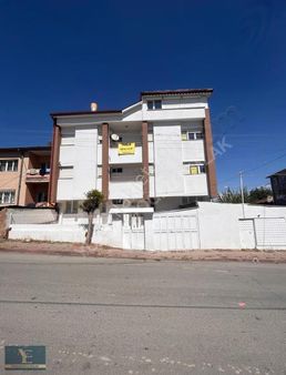 Yüzbaşıoğlu Emlak'tan Dörteylül Mahallesinde 3+1 Satılık Daire