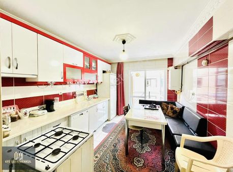 Efe Gayrimenkul'den Cadde Yakını Kat Konumlu 2+1!!!!!