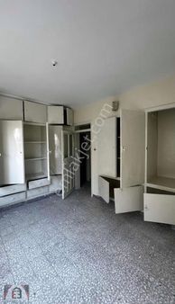 Çarşı Merkezde Kale Manzaralı Cadde Üstü Kiralık