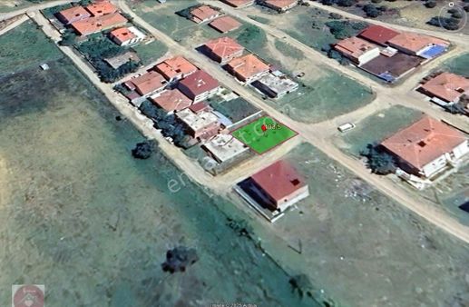 Esentepe Mhallesinde Mükemmel Manzaralı 240m2 İmarlı Arsa
