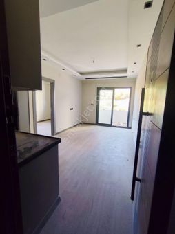 Yuva'dan Bulvar Üzeri Donatılı Site İçerisinde Yatay Mimari Ultra Lüks Daire