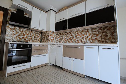 Oğuzlar'dan 29 Ekim Mahallesin'de Katta 3+1 Kiralık Daire
