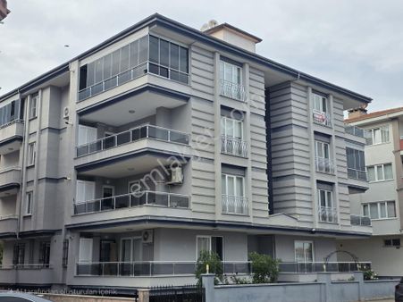 Elfi Den Balıkesir Karesi Paşa Alanı Mah.satılık Ara Kat 3+1