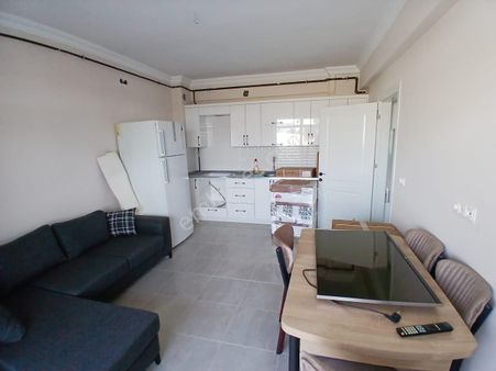 Akçay Emlak'tan Akşehir Devlet Hastahanesi Civarında Sıfır Eşyalı Kiralık Sıfır 1+1 Daire