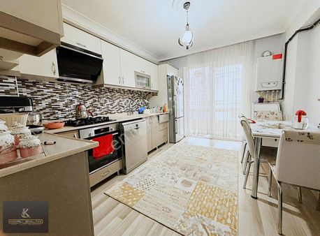 Ovacık'ta Cadde Yakını 3+1 E.banyolu+kiler Odalı Yapılı Daire