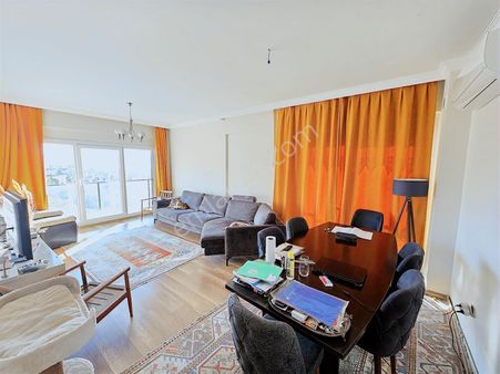 Anıt Sitesinde Havuzlu Kiralık 3+1 Daire