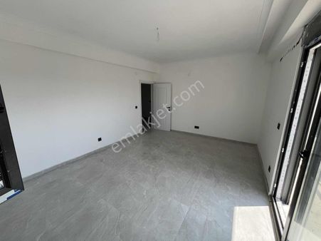 Gömeç'te Satılık Ara Kat Sıfır 3+1 Daire