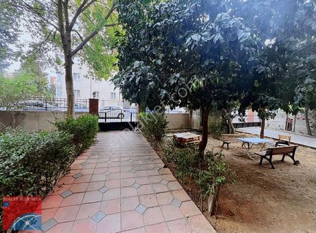 Ataşehir İçerenköy, K.bakkalköyde Metroya 450m Satılık 3+1 Daire