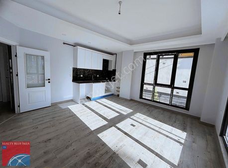 Çekmeköy Ekşioğlu Mahallesın'de Satılık 2+1 Daire