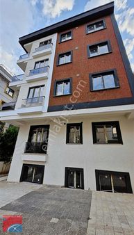 Ümraniye A. Yavuz Mh 4+2 150m (2tane 2+1) Metro İskanlı Kat Mül