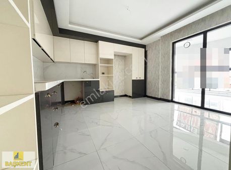 Başkent Gayrimenkul'den Merkezi Konumda Geniş Uygun Fiyatlı 4+1