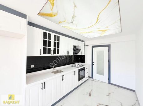 Başkent Gayrimenkul'den Ara Katta Düşük Fiyatlı Ulta Lüks 4+1 Ev