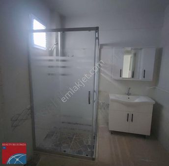 Ümraniye Necip Fazıl Mah.kiralık 2+1 Daire