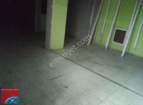 Çekmeköy Çamlık'ta Depo Firin 160mt Caddeye Metroyayakin